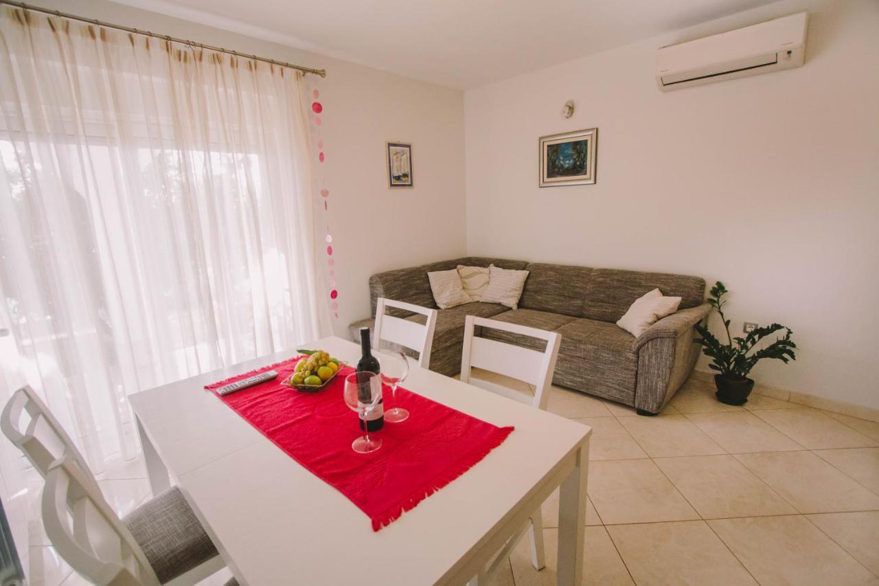 Apartments Jasna Podstrana Zewnętrze zdjęcie