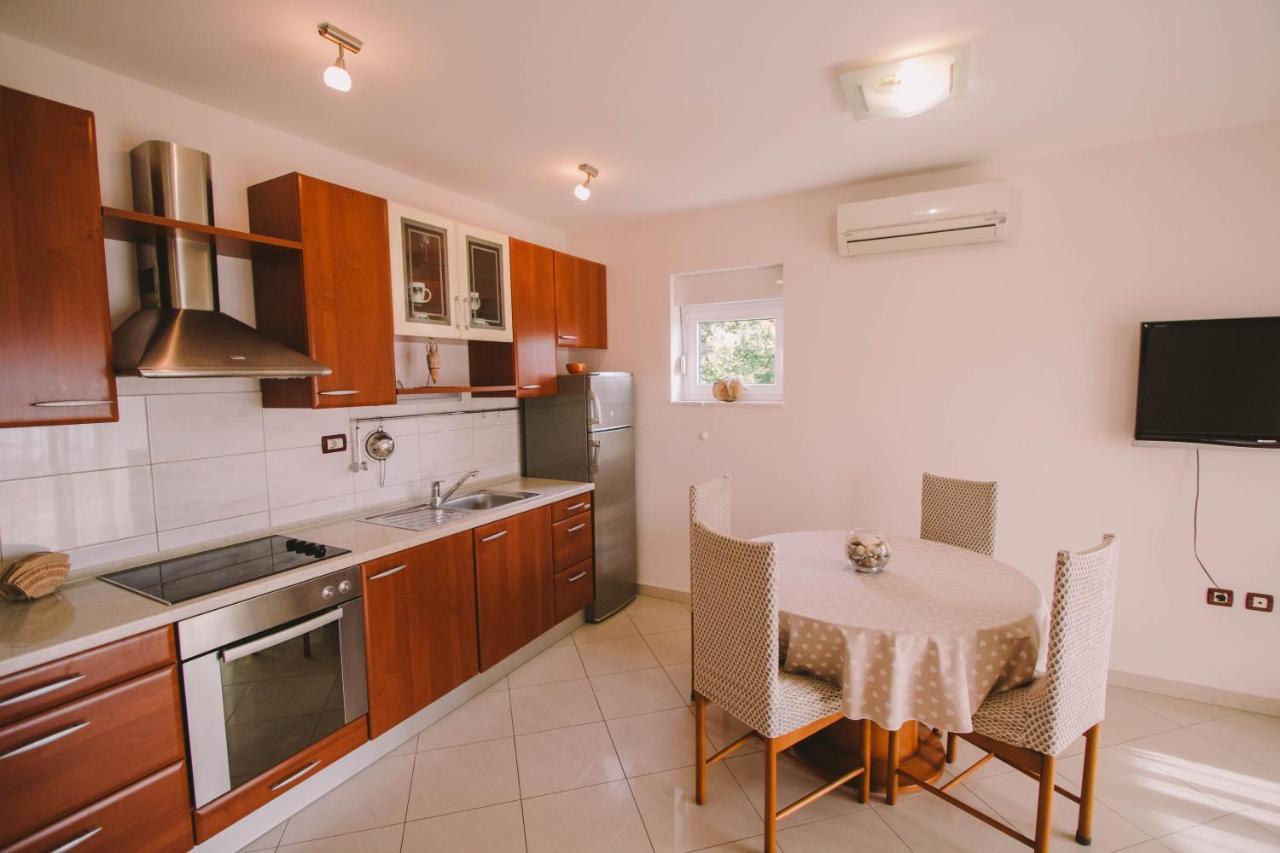 Apartments Jasna Podstrana Zewnętrze zdjęcie