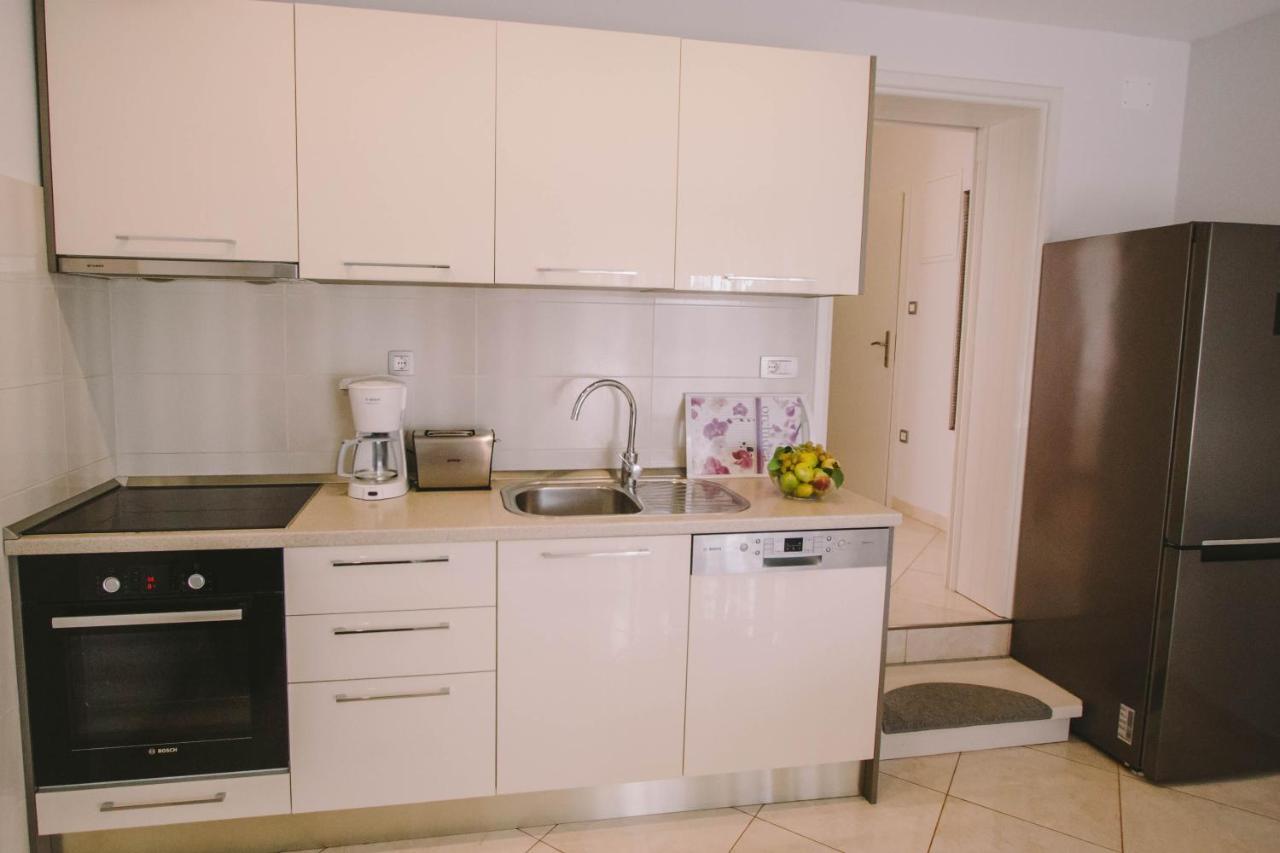 Apartments Jasna Podstrana Zewnętrze zdjęcie