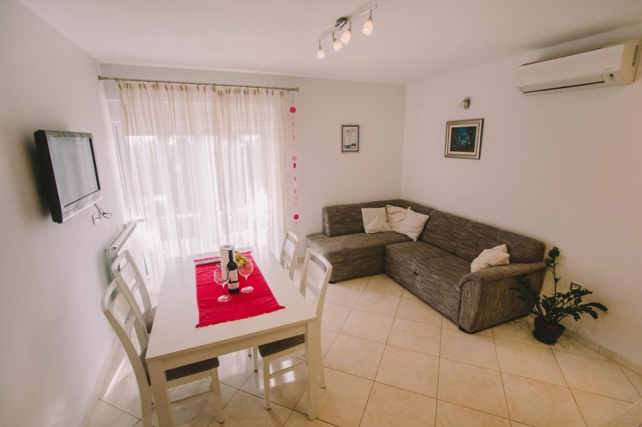 Apartments Jasna Podstrana Zewnętrze zdjęcie