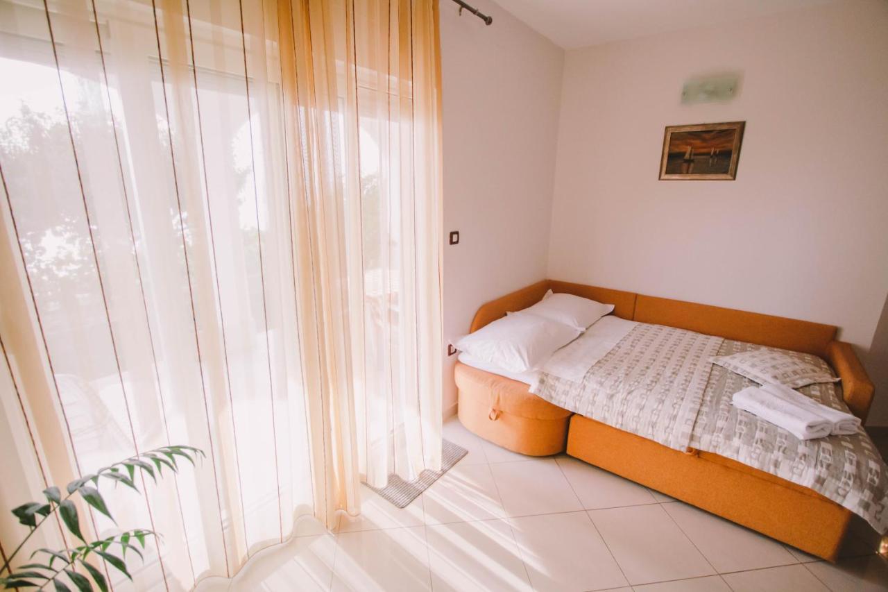 Apartments Jasna Podstrana Zewnętrze zdjęcie