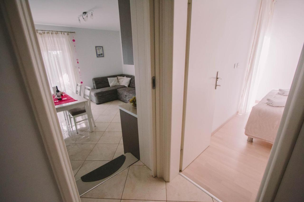 Apartments Jasna Podstrana Zewnętrze zdjęcie