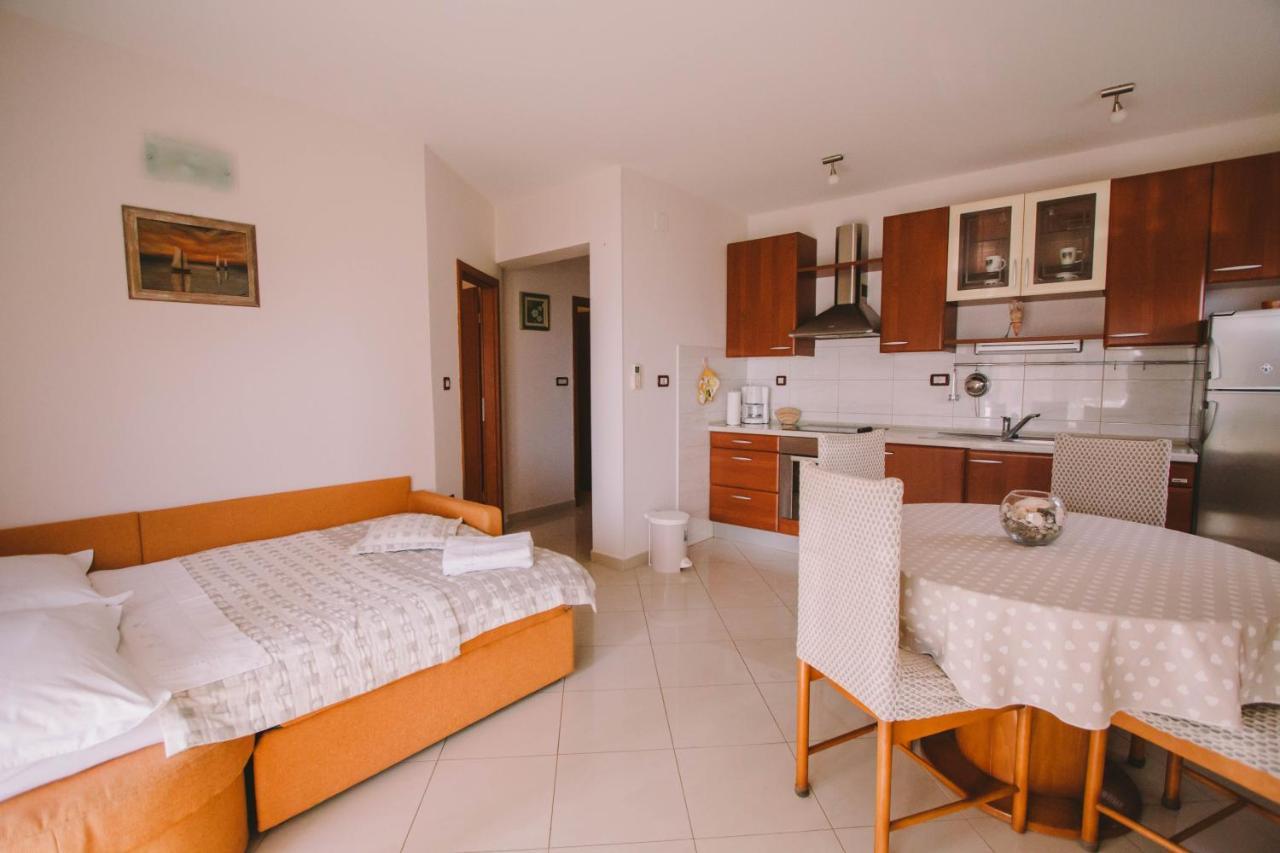 Apartments Jasna Podstrana Zewnętrze zdjęcie